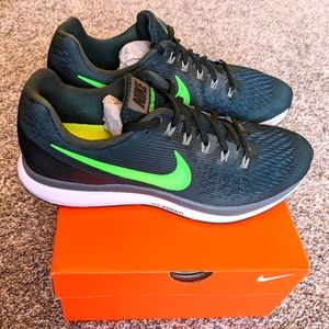 Men's Nike Zoom Pegasus 34 Sz 10